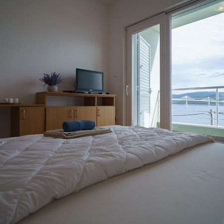 Apartment “Bel Ponte” Komarna Esterno foto