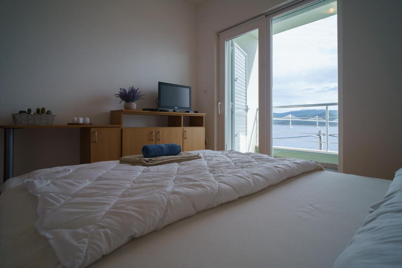 Apartment “Bel Ponte” Komarna Esterno foto
