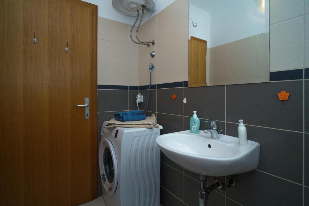 Apartment “Bel Ponte” Komarna Esterno foto