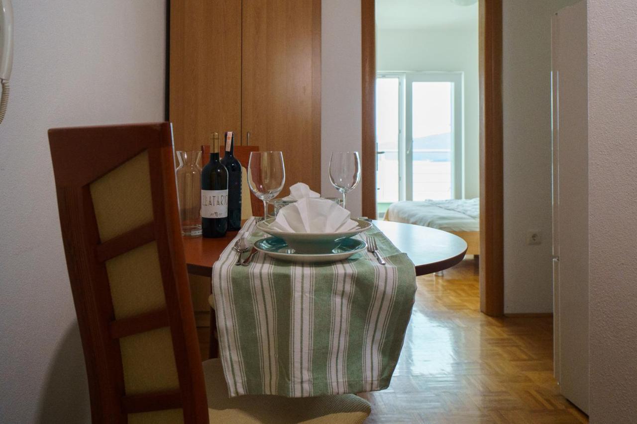 Apartment “Bel Ponte” Komarna Esterno foto