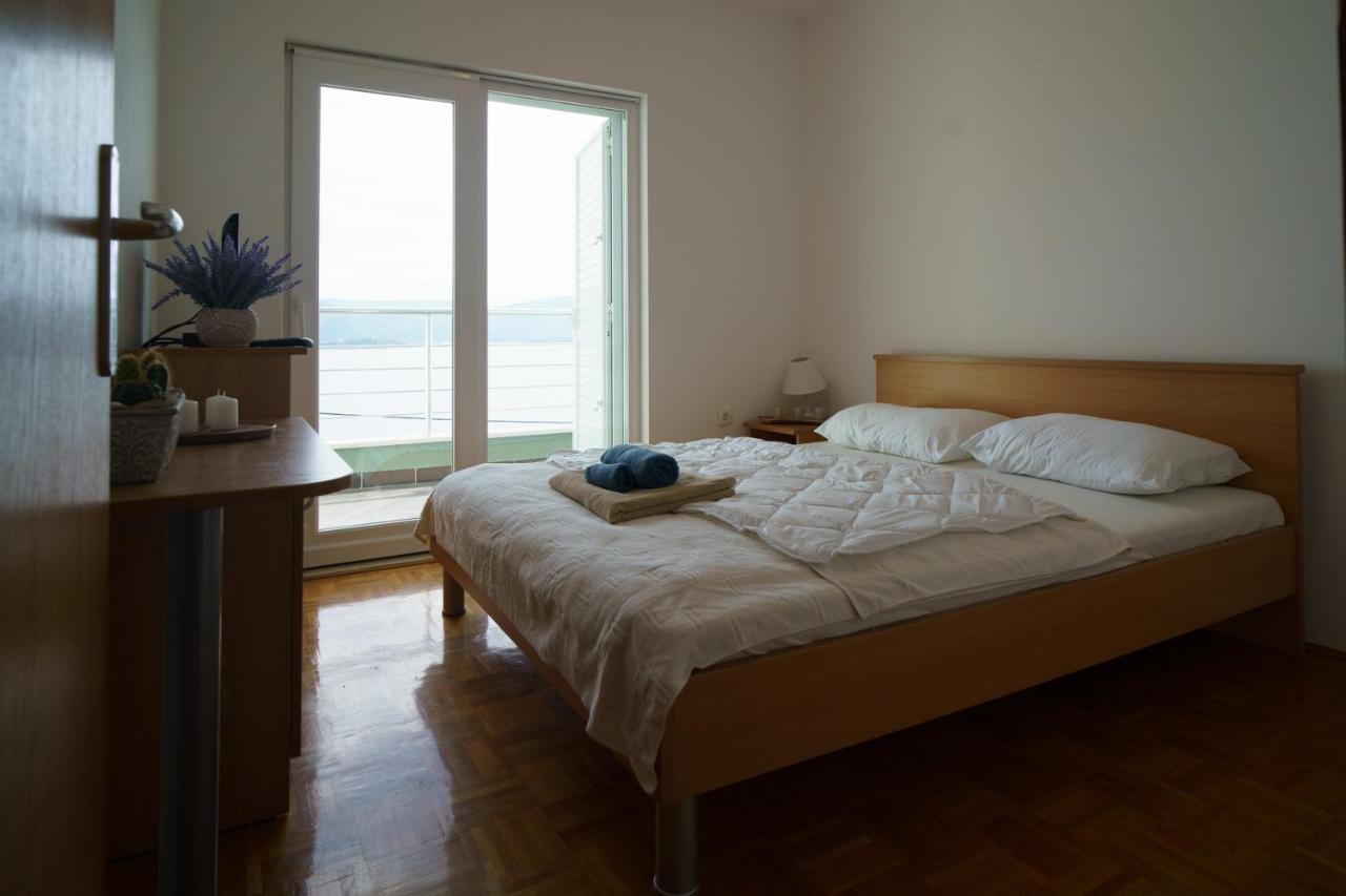Apartment “Bel Ponte” Komarna Esterno foto
